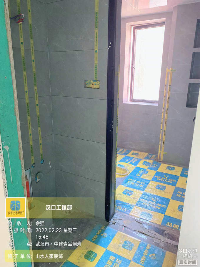 中建一品澜湾11栋装修工地油漆工程验收