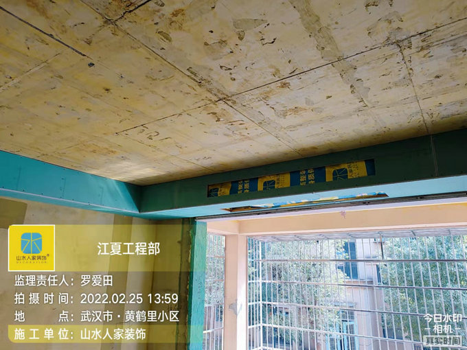 黄鹤里小区装修工地泥工施工现场验收