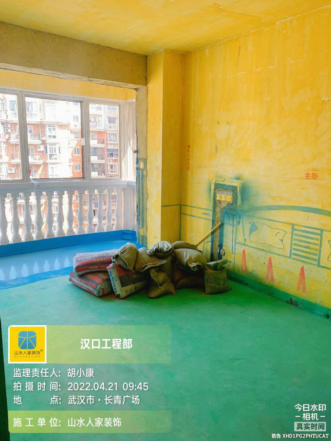 长青广场防水试水瓷砖材料进场